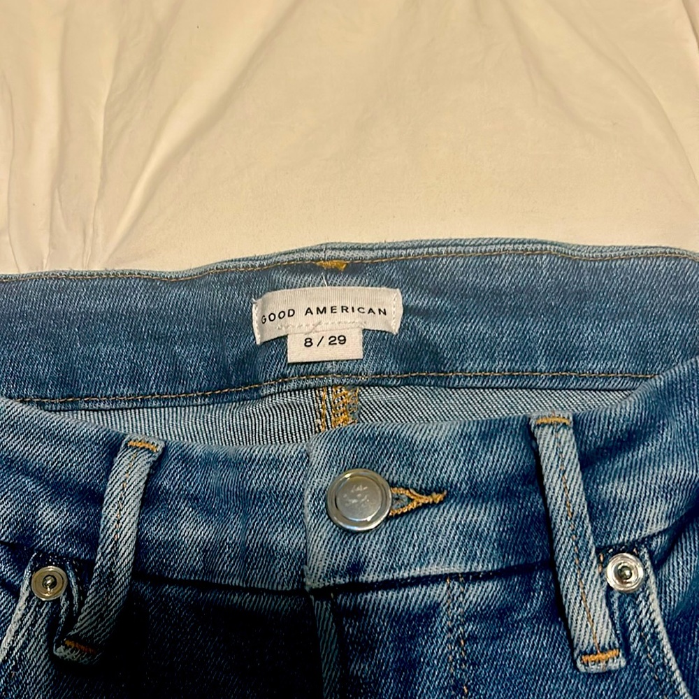 COPY - Good American jeans light wash 8/29